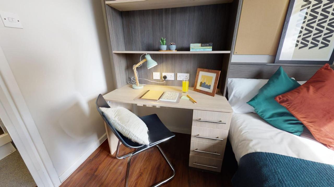 Iq Lambert House Manchester Bagian luar foto