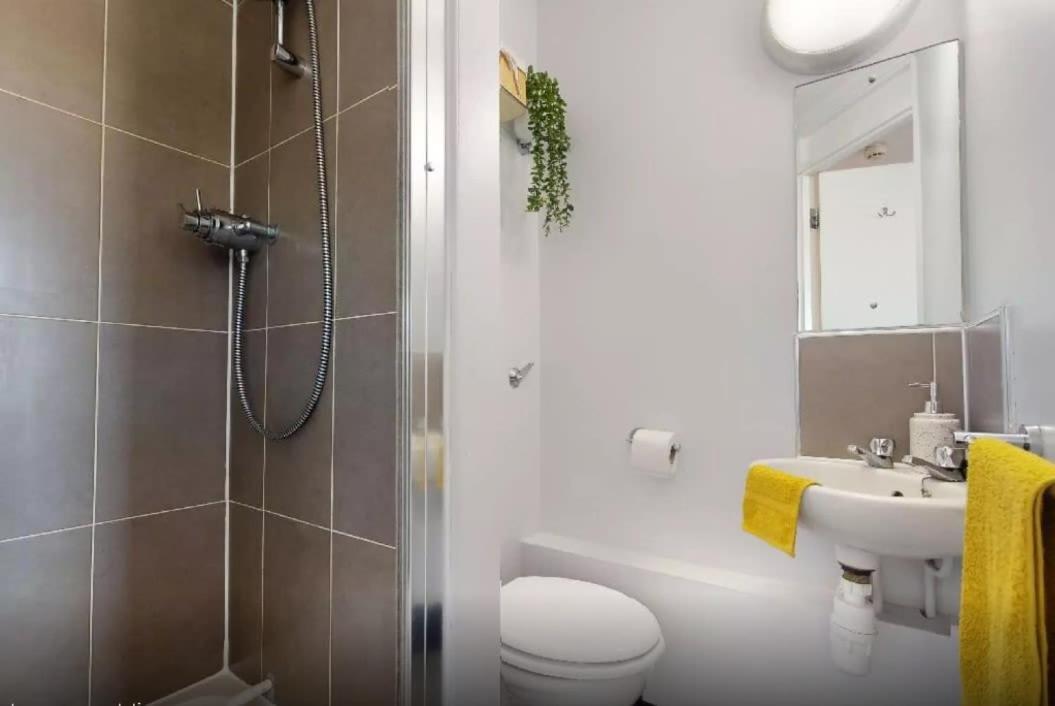 Iq Lambert House Manchester Bagian luar foto