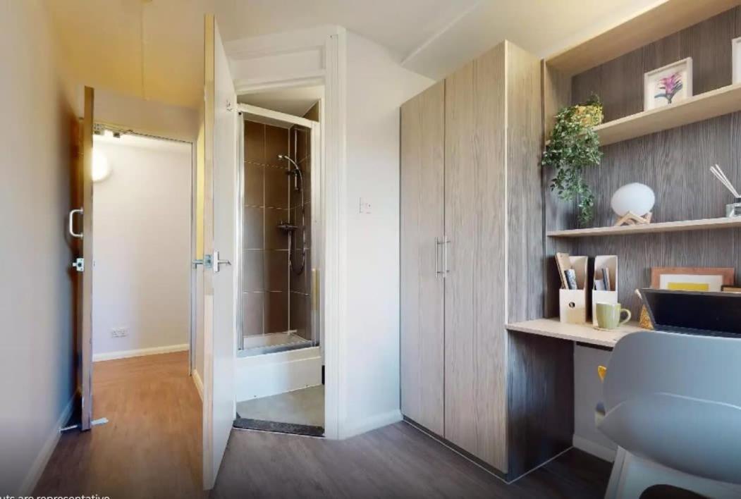 Iq Lambert House Manchester Bagian luar foto